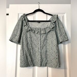 Ann Taylor Green Floral Ruffle Square Neck Button Down Top Size Medium